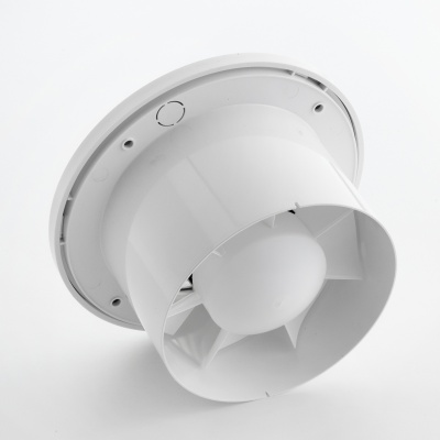 Вытяжной вентилятор Europlast EA125 (стандарт)